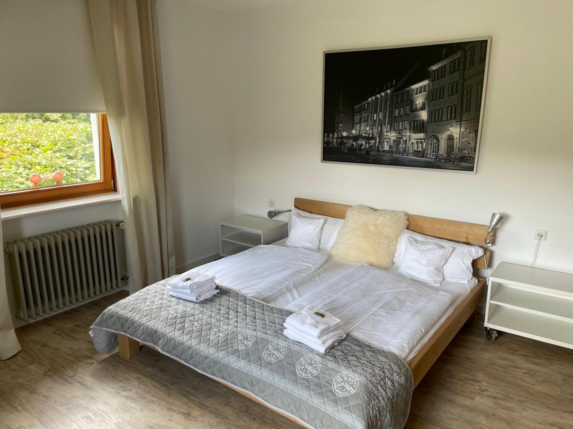 Zum Rayers Cafe-Restaurant & Boutique-Hotel Niederrotweil Zimmer foto